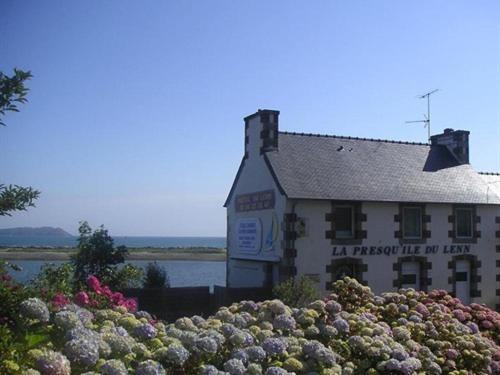 Ferienwohnung La Presqu' Ile Du Lenn Face A La Mer Louannec Exterior foto