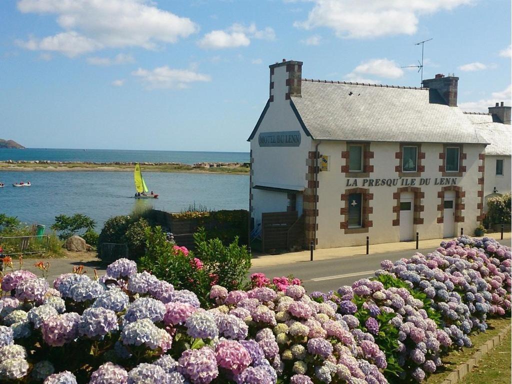 Ferienwohnung La Presqu' Ile Du Lenn Face A La Mer Louannec Exterior foto