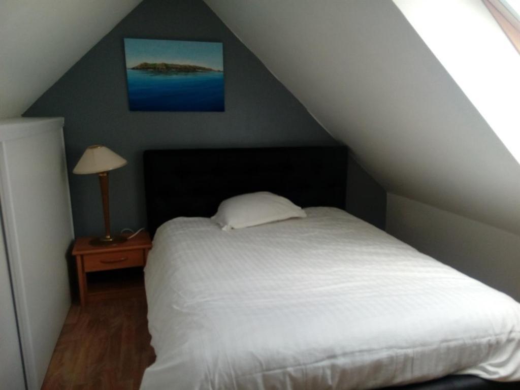 Ferienwohnung La Presqu' Ile Du Lenn Face A La Mer Louannec Zimmer foto