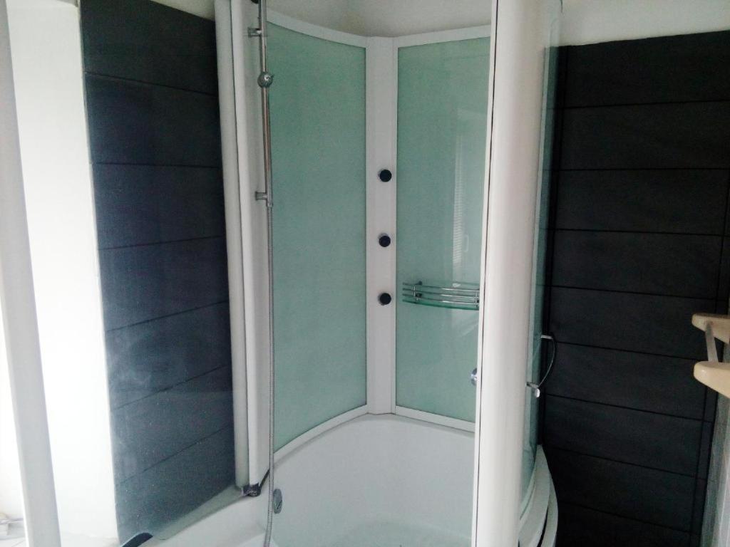 Ferienwohnung La Presqu' Ile Du Lenn Face A La Mer Louannec Exterior foto